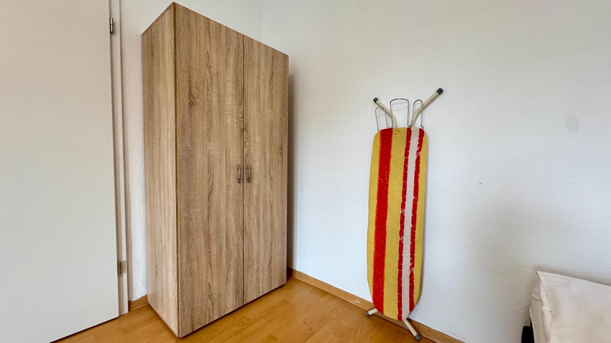 Apartments Im Herzen Von Neumuenster Innenstadt & Hbf Fusslaeufig, Mit Privatparkplatz Ngoại thất bức ảnh