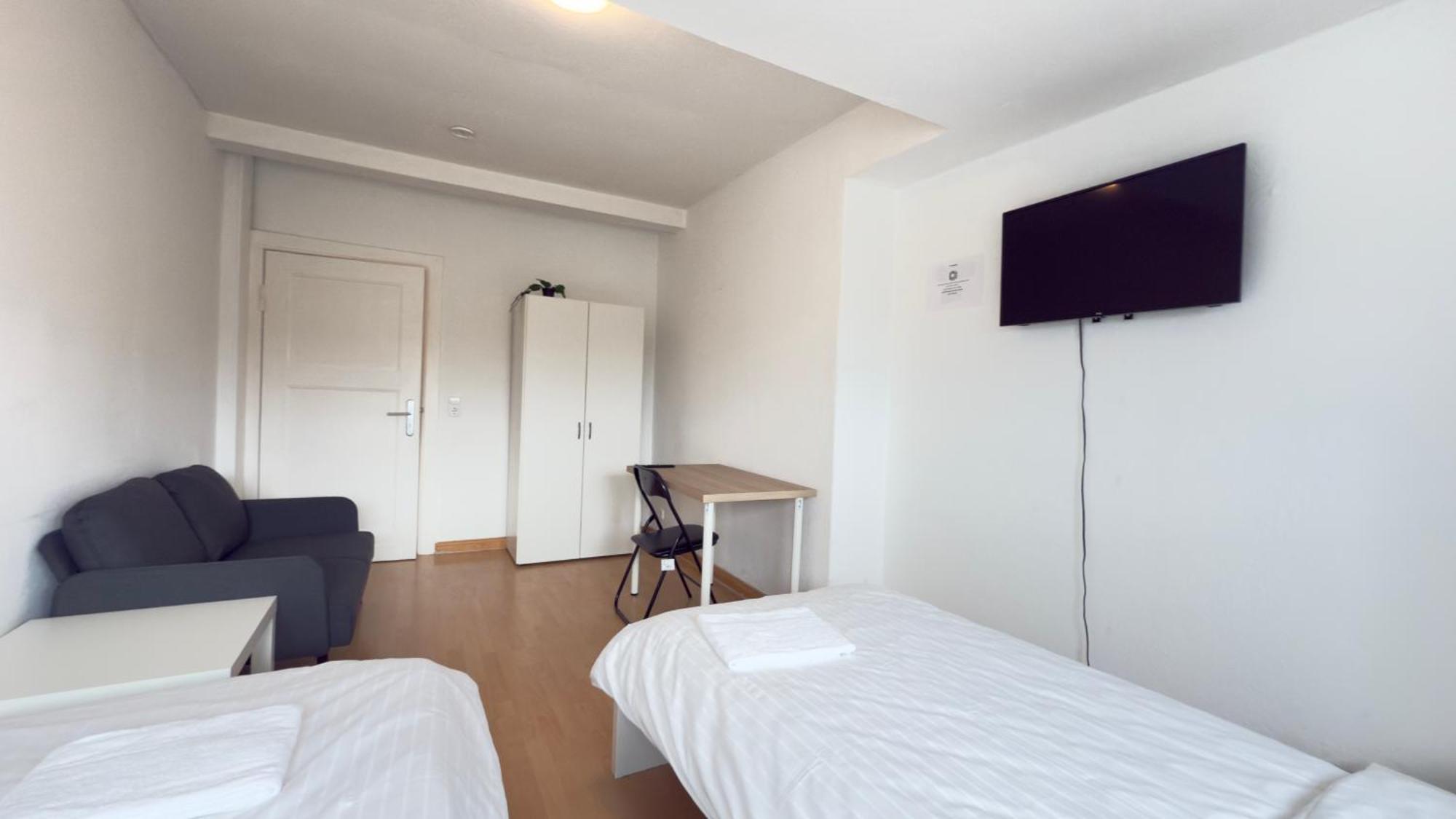 Apartments Im Herzen Von Neumuenster Innenstadt & Hbf Fusslaeufig, Mit Privatparkplatz Ngoại thất bức ảnh
