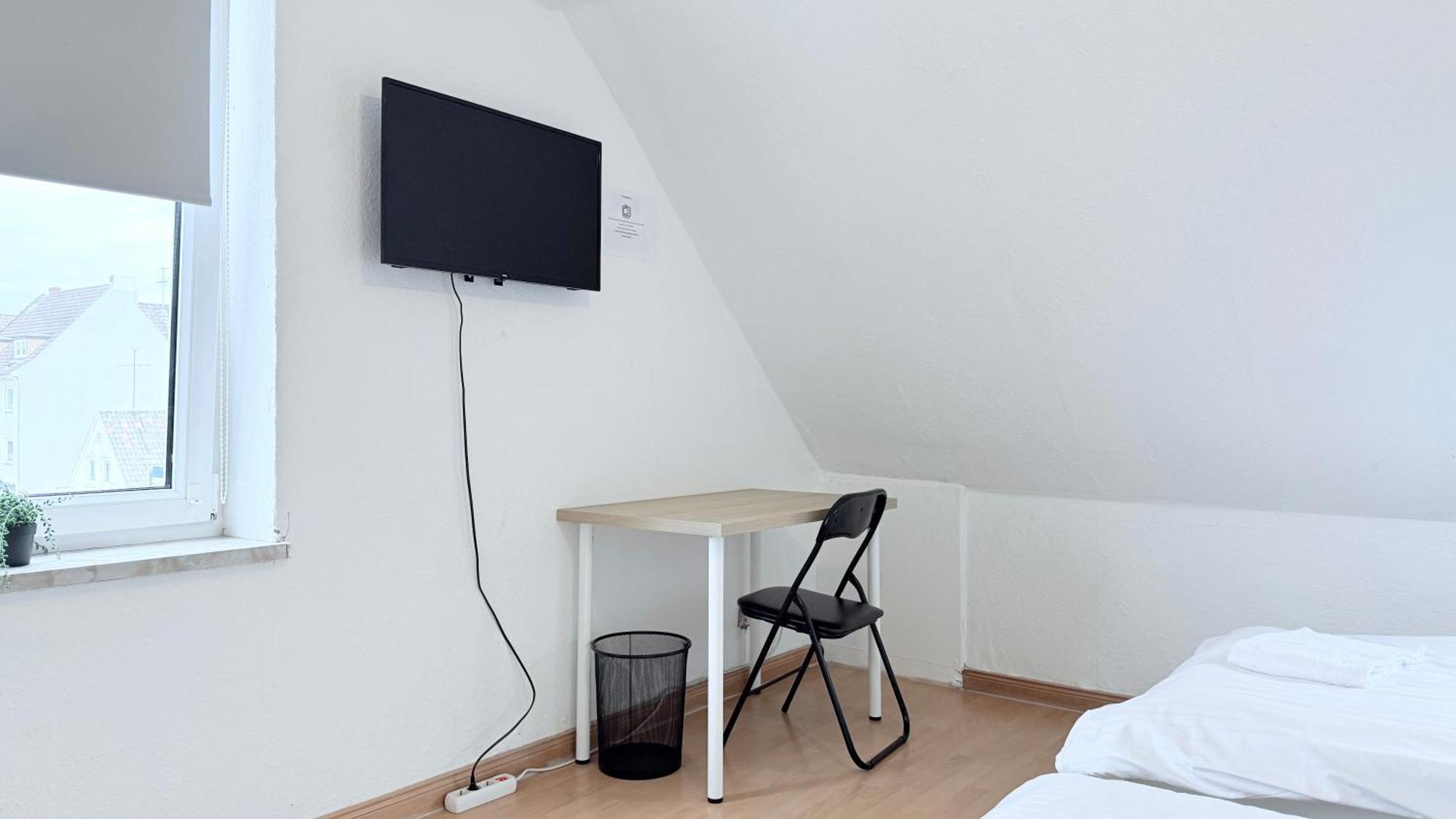 Apartments Im Herzen Von Neumuenster Innenstadt & Hbf Fusslaeufig, Mit Privatparkplatz Ngoại thất bức ảnh